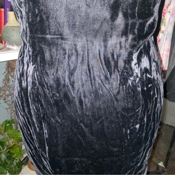 Late 80s/Early 90s Sequin and Velvet Mini Dress - Picture 3 of 6